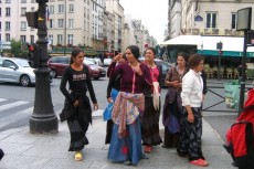 После марта 2011 года Париж больше не сможет высылать цыган