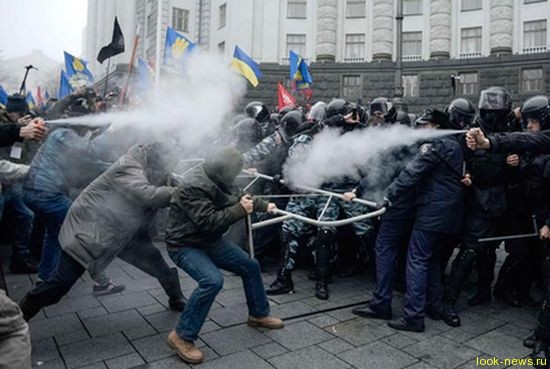 В Киеве возобновились столкновения