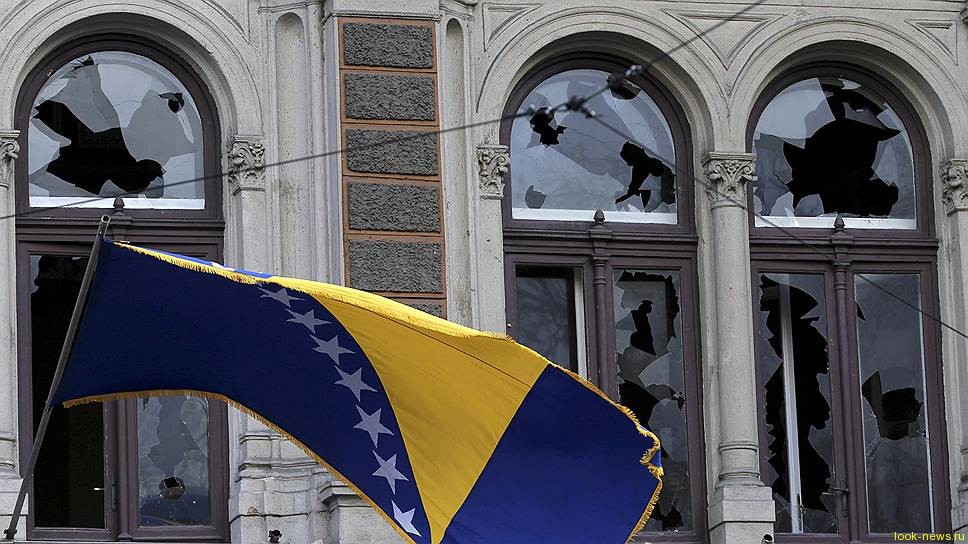 Бывшую боснийскую модель обвиняют в пяти убийствах и грабежах