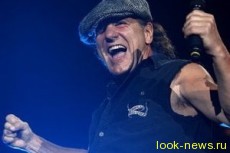 Врачи предупредили солиста группы AC/DC о риске полной потери слуха