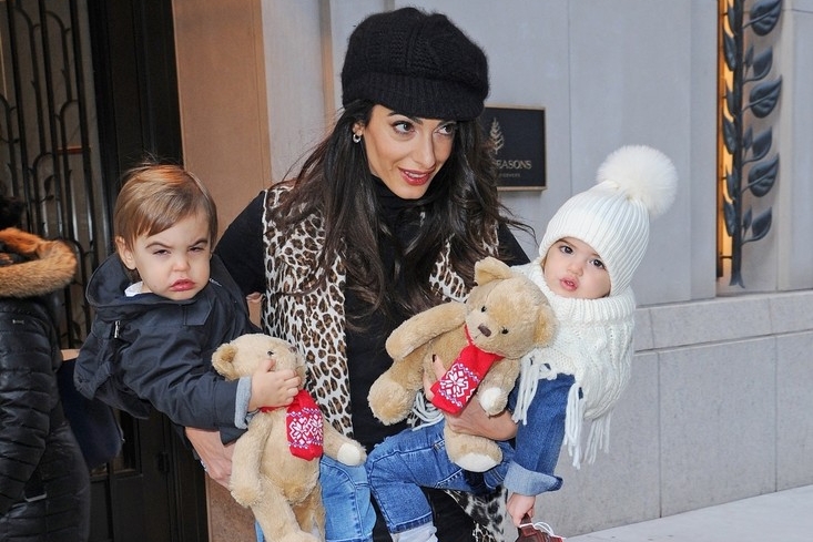 Амаль Клуни съехала с детьми из дома Джорджа